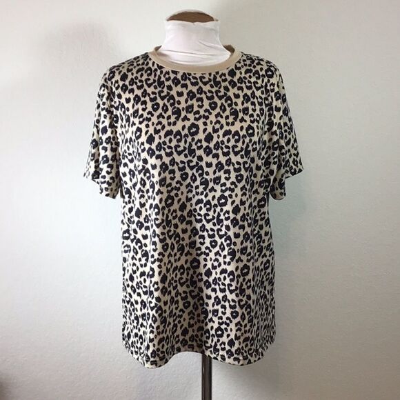 Blooming Jelly Tops - Blooming Jelly Top T-Shirt Size XL Leopard Animal Casual Crew Neck Short Sleeve